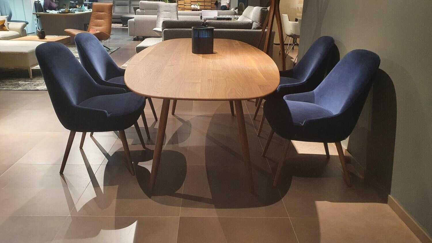 4er-Set Stuhl 375 Stoff Harald 2 792 Ocean Blau Gestell Nussbaum Geoelt