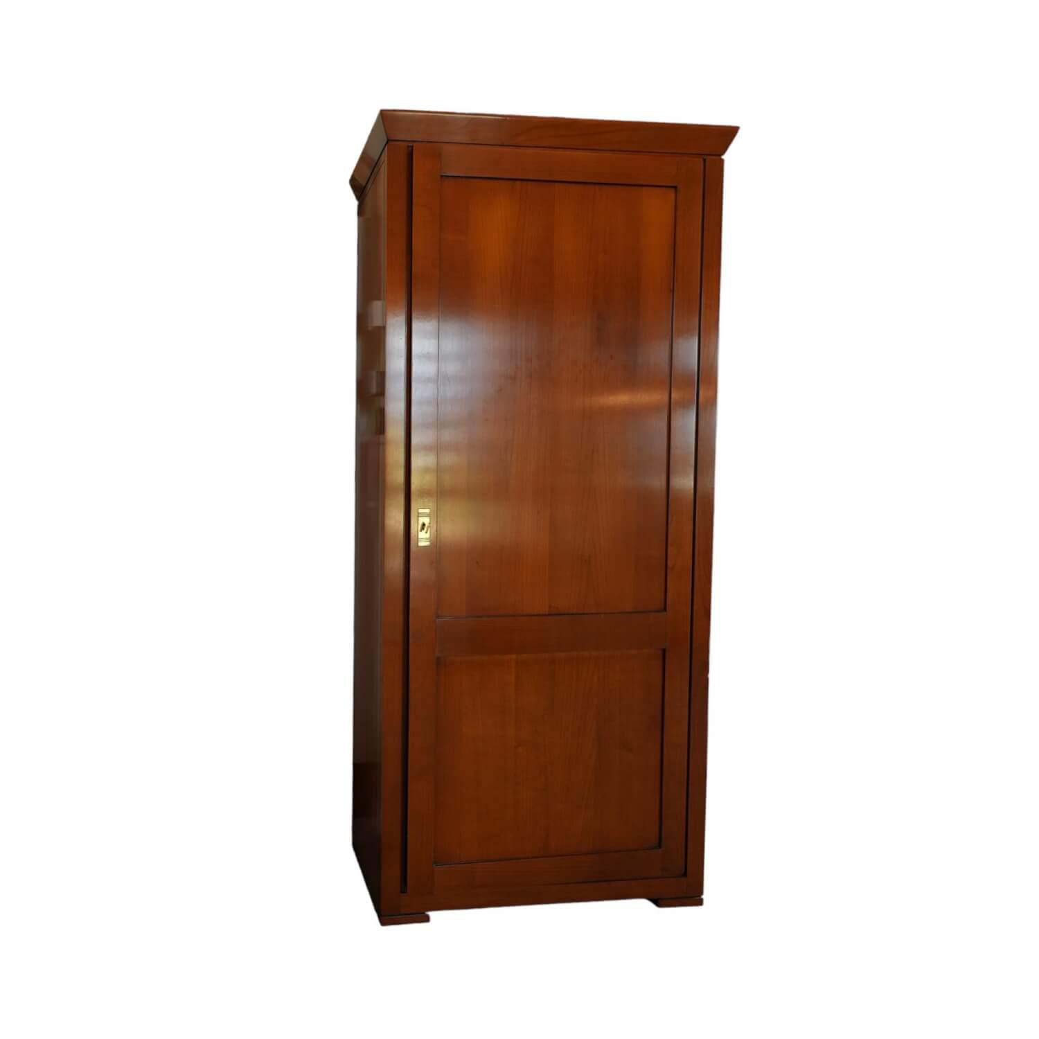 Schrank Modell 10261 Aus Kirschbaum