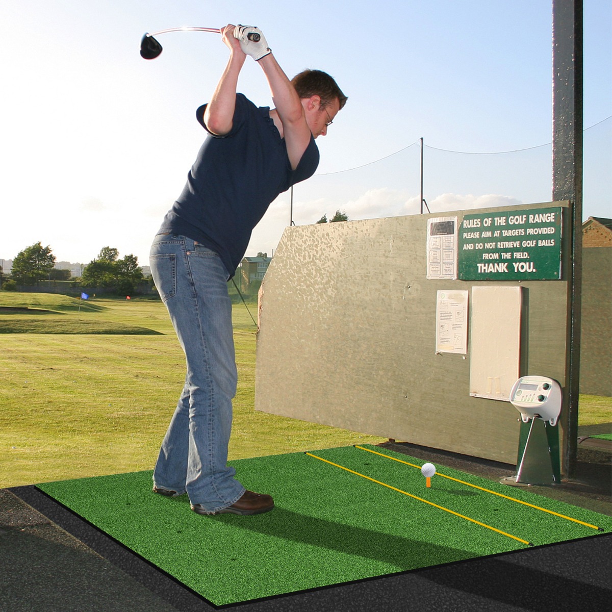Golf Schlagmatte 2 Gummi Tees & 2 Ausrichtungsstäbe & 6 Abschlagpositionen 152 x 117 cm Dicke 32 mm