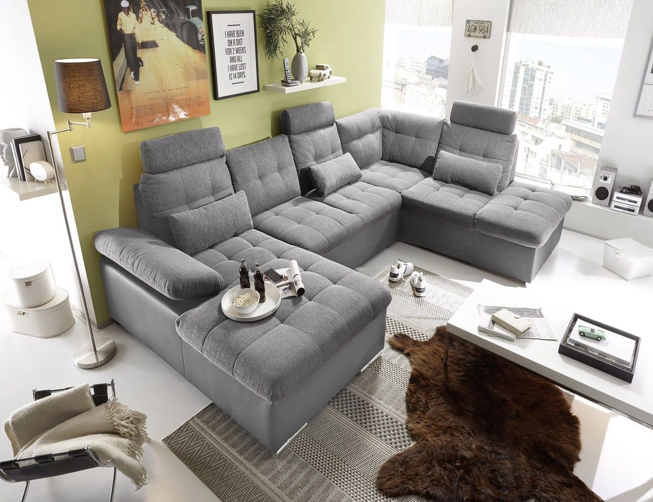 Elegante Wohnlandschaft Jakarta von Ed Exciting Design – Luxus und Komfort in einem