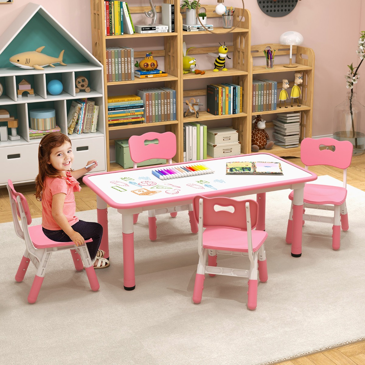 Kindertisch mit 4 Stühlen Set mit Graffiti-Tischplatte Höhenverstellbare Kindersitzgruppe Rosa