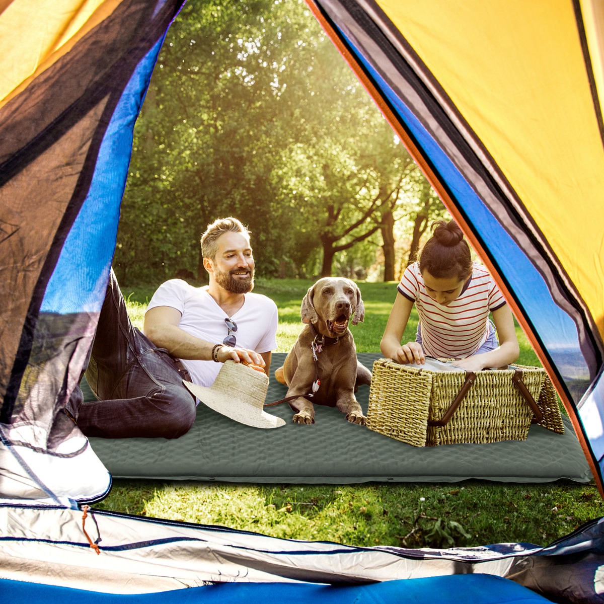 Selbstaufblasende Campingmatte Komfortable Outdoor-Schlafmatte 186 x 130 x 4 cm Grün