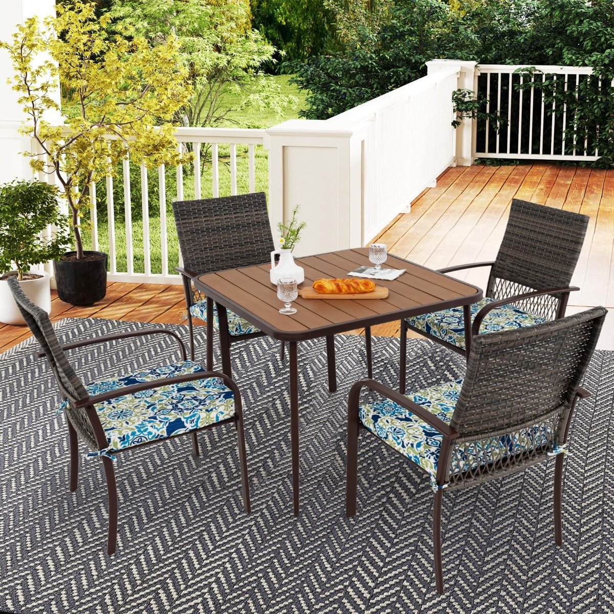 Polyrattan Gartenmöbel Set für 4 Personen Tischplatte aus WPC mit Schirmloch Gartengarnitur