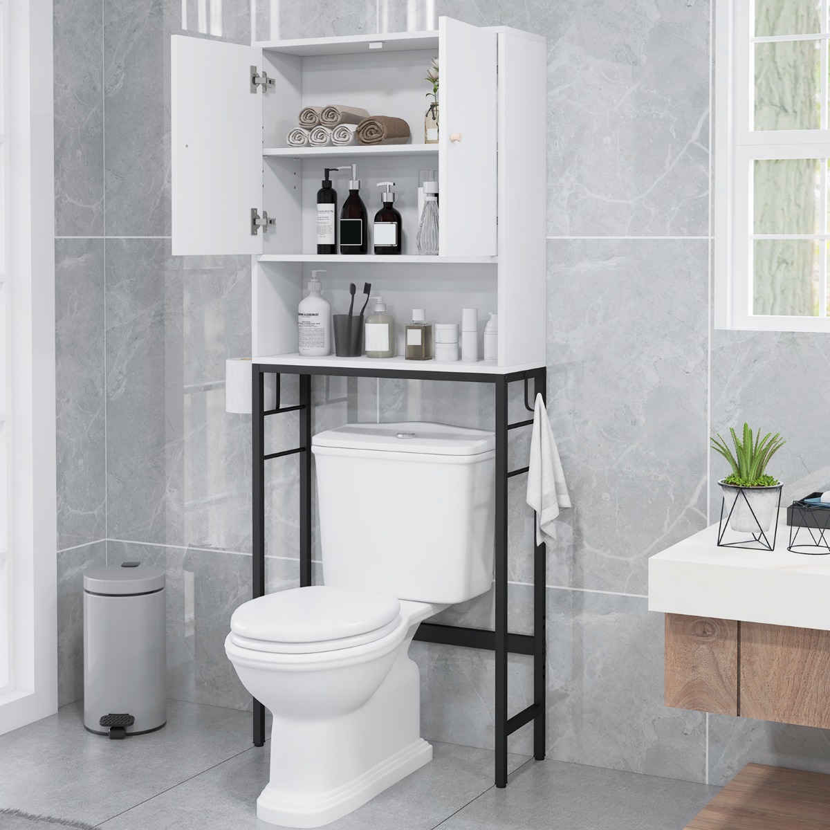 Toilettenschrank freistehend Toilettenregal mit 2 Türen & 2 Haken 63 x 23 x 165,5 cm Weiß